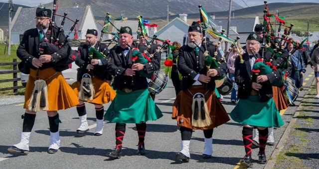 Do Irish Wear Kilts? Unraveling the Celtic Clothing Mystery - Blog by 